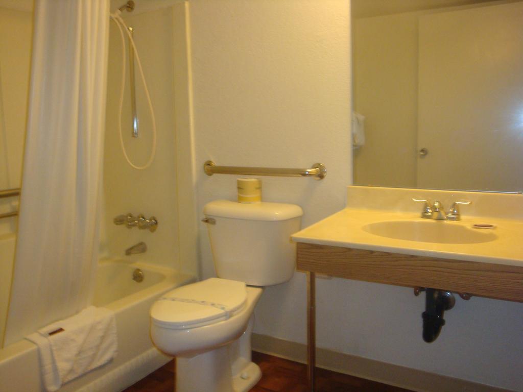 Travelers Inn Lake Havasu Lake Havasu City Kamer foto